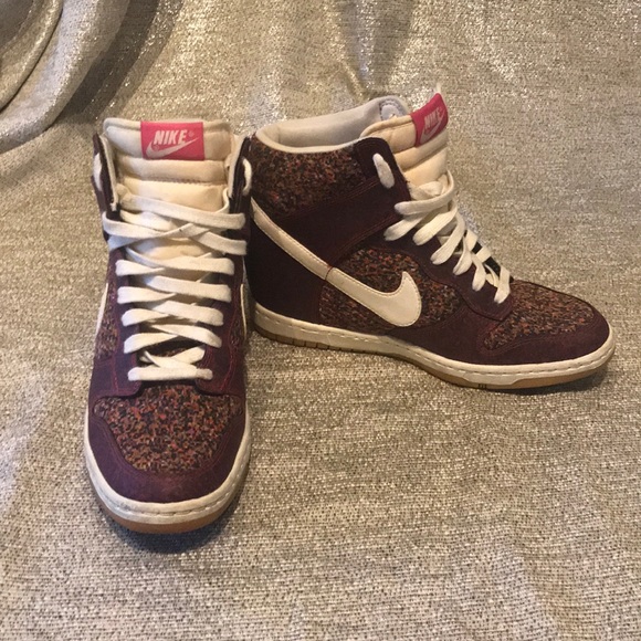 nike wedge sneakers size 9